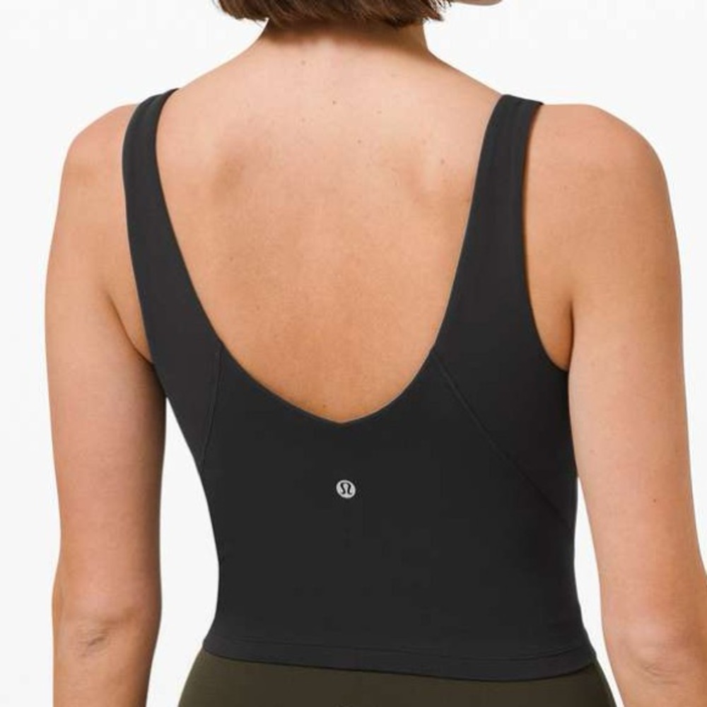 Lululemon Black Ruched Front Cropped Tank Top - Picture 2 of 2